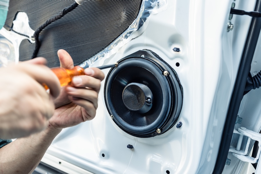 Die 5 besten Lautsprecher-Einbauservices in Hanau – Die Klangklarheit im Fahrzeuginnenraum verbessern
